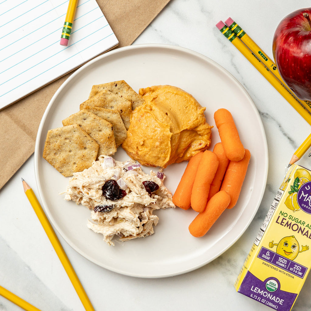 Hummus & Chicken Salad Snack Pack