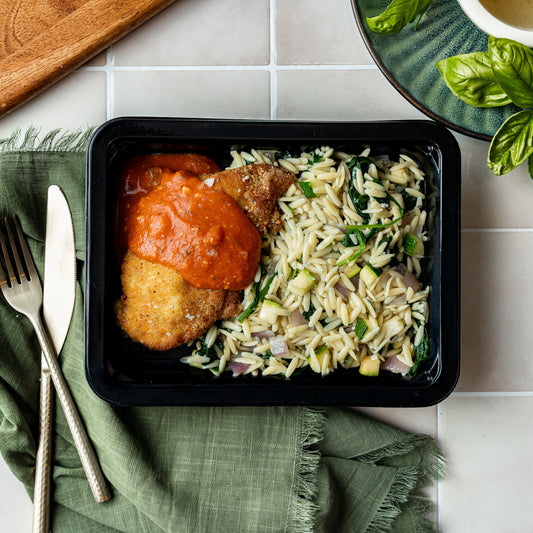 Garlic Parm Chicken & Spicy Marinara